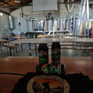 🍺✨ VYPRODÁNO - JSME READY! ✨🌎 Pátek v 17:00 startujeme! 🔥 🚶‍♂️ @jan_rendl: S pivem kolem světa aneb pěšky Jižní Amerikou...